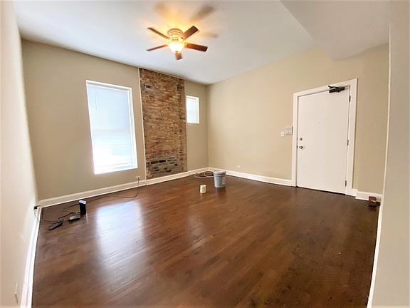 2nd image of 1501 N Sedgwick St APT 2SE