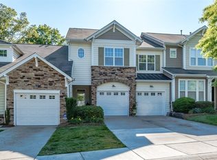 8562 Brookings Dr, Charlotte, NC 28269