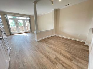 113 Conner Dr #106, Chapel Hill, NC 27514