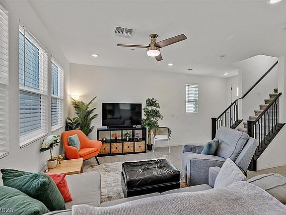 4th image of 10808 San Millan Ave