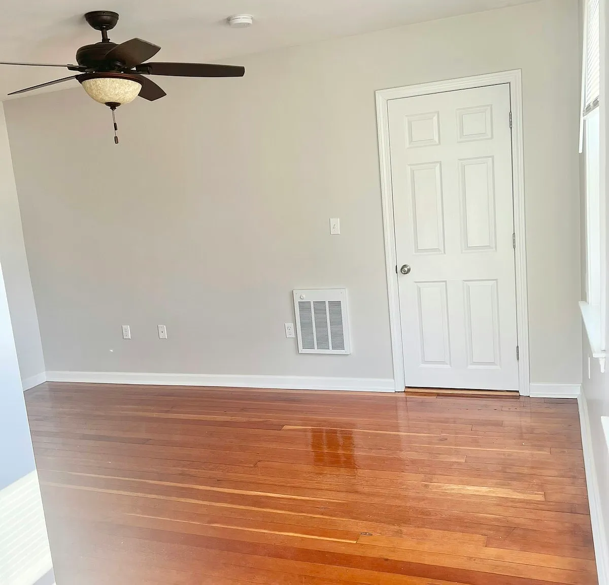 35 Edgewood Street, Unit 3 - Edgewood — Photo 3