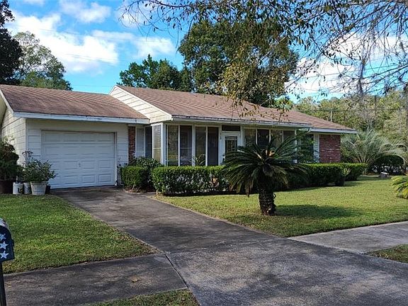 2nd image of 3820 NW 17th Ter