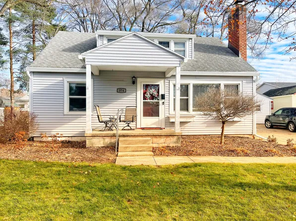 374 Elizabeth St, Rockford, MI 49341
