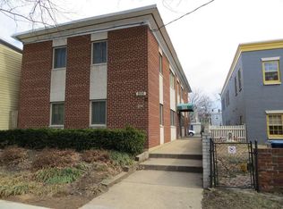 205 N West St APT D, Alexandria, VA 22314