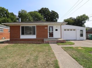 130 Hubbard St, Garden City, MI 48135