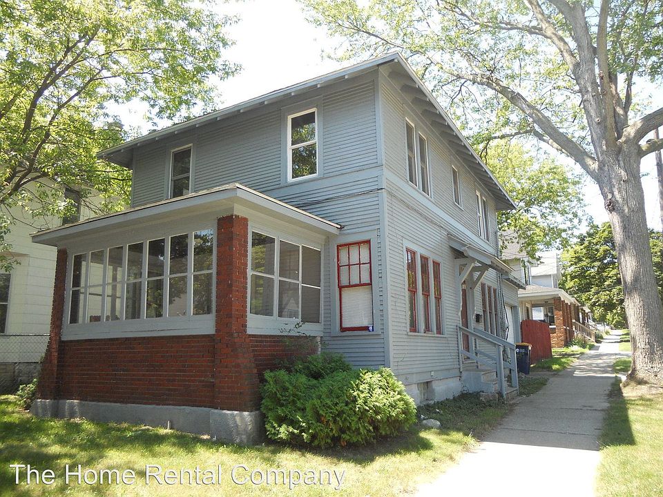 1st image of 649 Coit Ave NE
