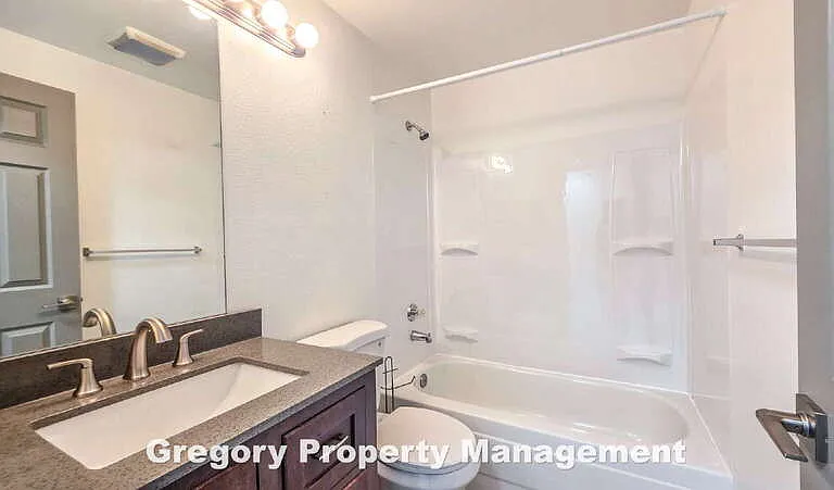 6700 NE 182nd St #B302 — Photo 17