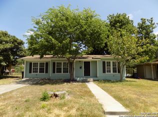 511 Dawnview Ln, San Antonio, TX 78213
