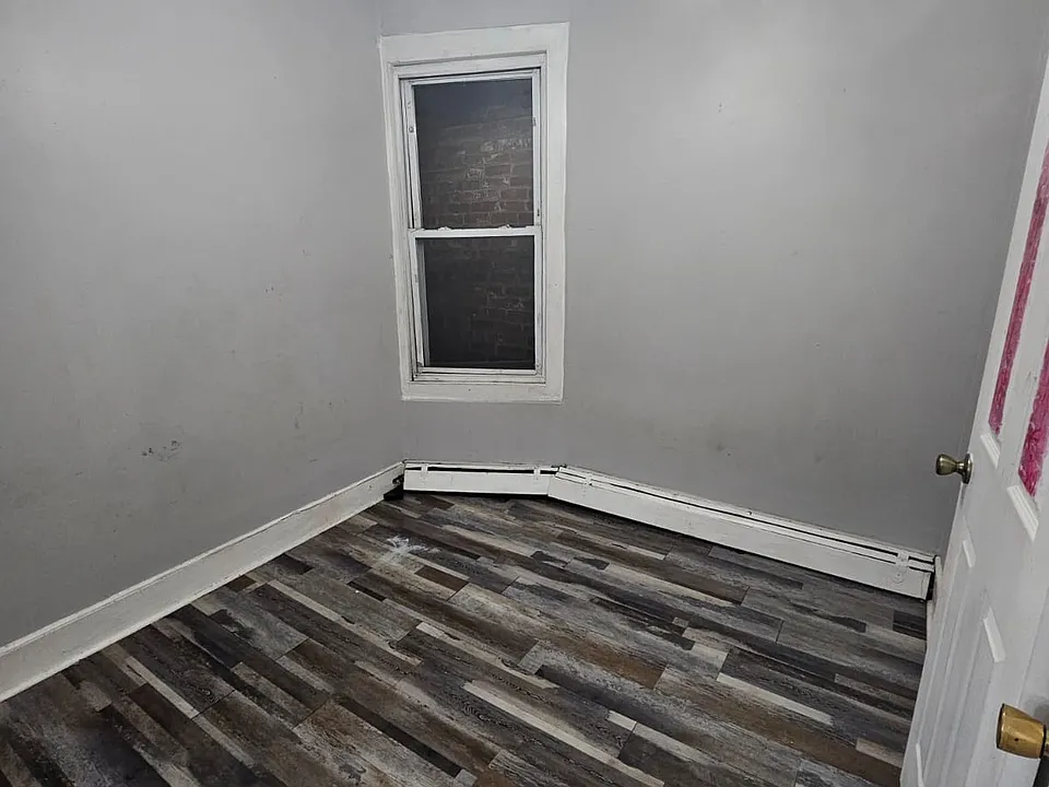 359 Avon Ave #2