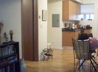 3141 W Carmen Ave APT 1, Chicago, IL 60625