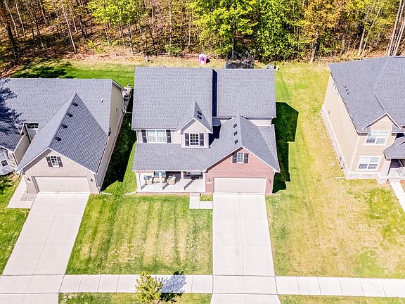 4th image of 17754 Woodstock Ct