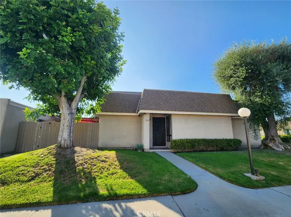 2141 W York Cir, Anaheim, CA 92804