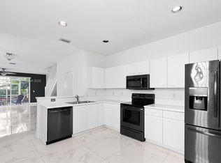 2131 Hacienda Ter, Fort Lauderdale, FL 33327