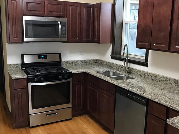 5th image of 3115 W Eastwood Ave #1
