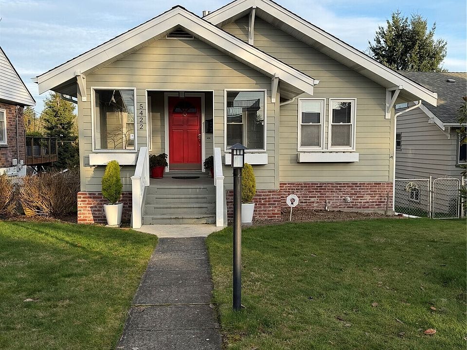 2nd image of 5422 41st Avenue SW