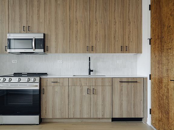 2 Bedroom, 1 Bath - unit 101