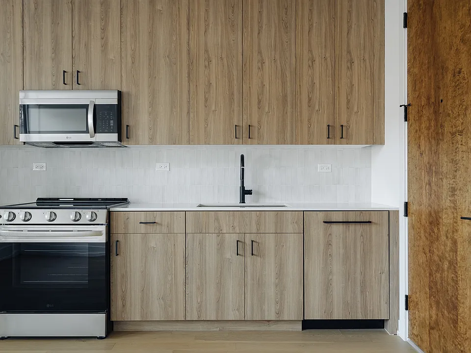 2 Bedroom, 1 Bath - unit 101