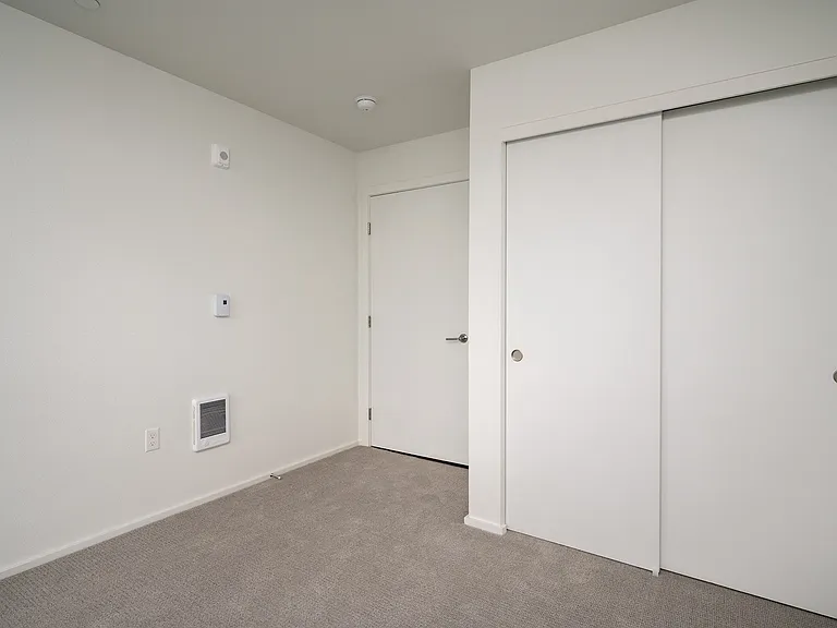Rockwood Village Apartments — Photo 91