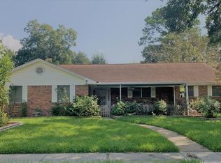 2203 Locklaine Dr, Pasadena, TX 77502