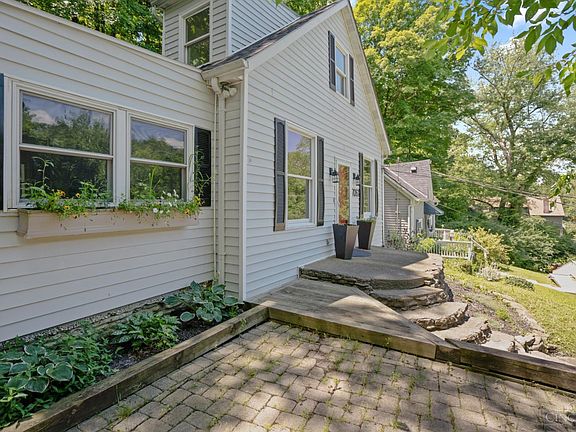 3rd image of 7061 Clough Pike