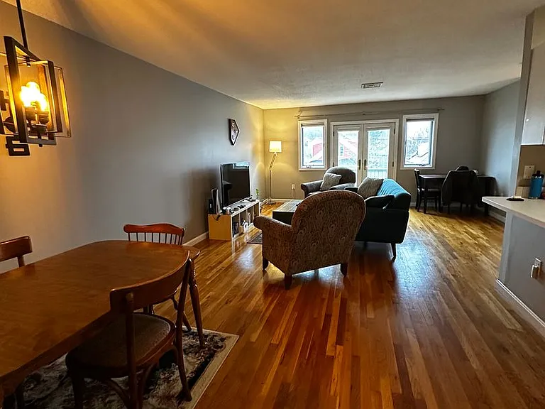 616 Boston Ave #1F — Photo 2