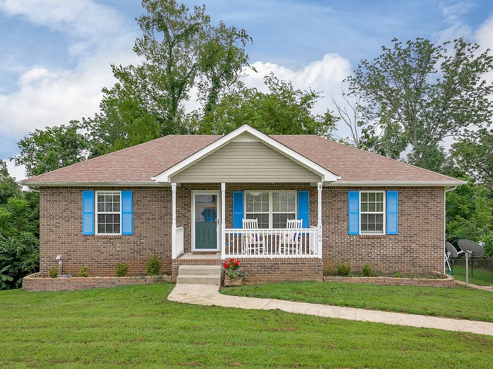 1st image of 3164 Brook Hill Dr