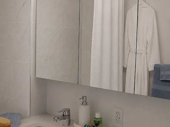 3rd image of 200 Water St APT 1414