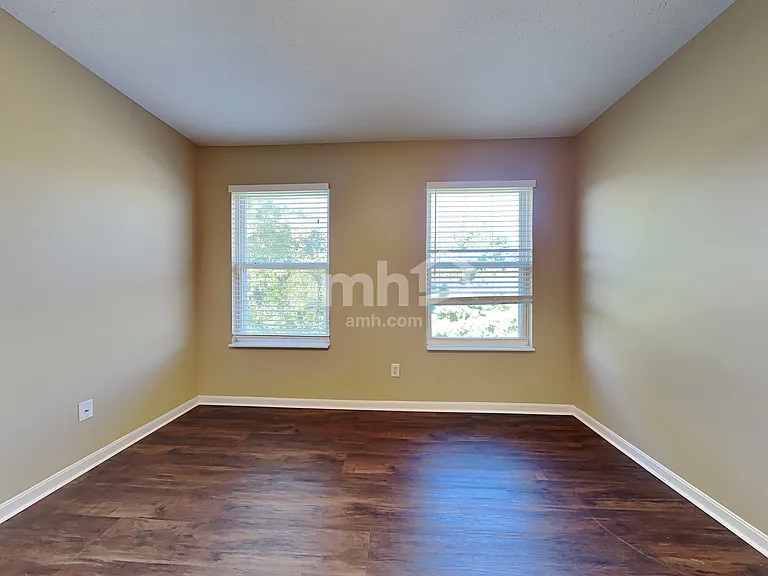 127 Strawberry Fields Dr — Photo 8