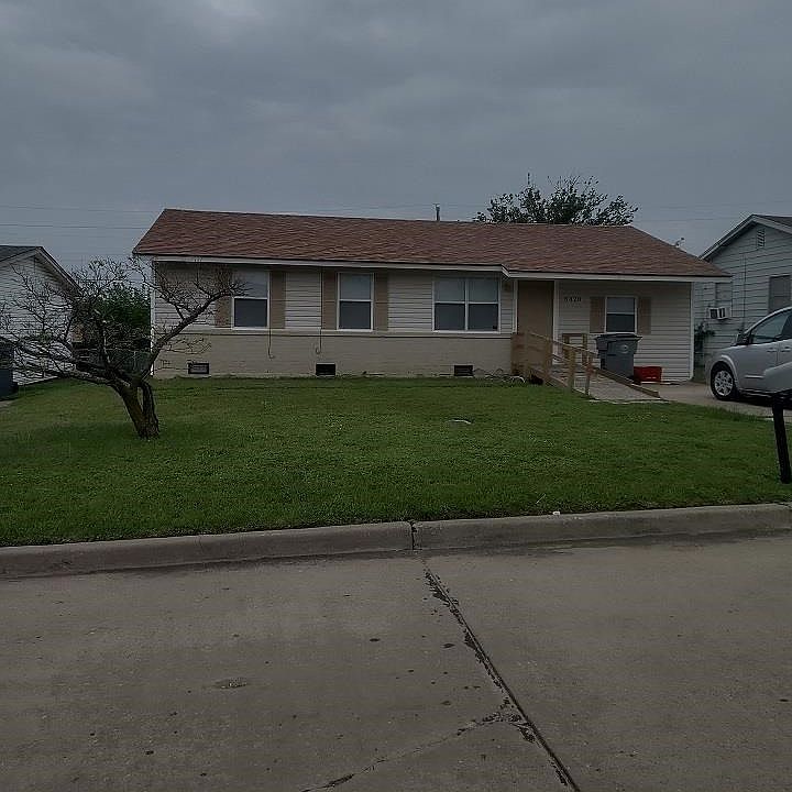 2nd image of 5320 NW Oak Ave