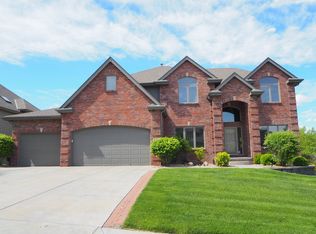 7326 S 103rd Ave, La Vista, NE 68128