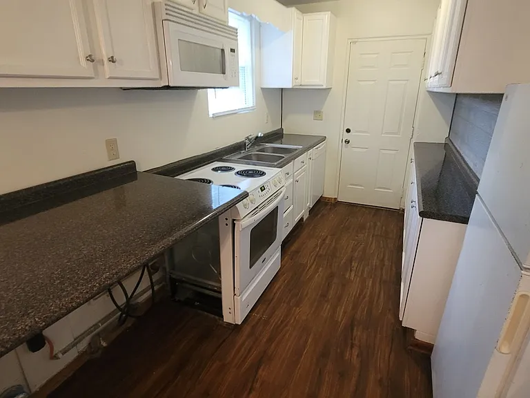 3419 Piedmont Ave — Photo 8