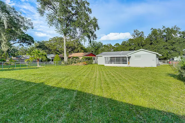Building Photo - Oak Hill Dr