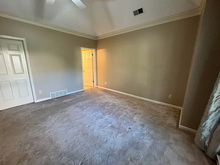 2025 Mount Badon Ln — Photo 9