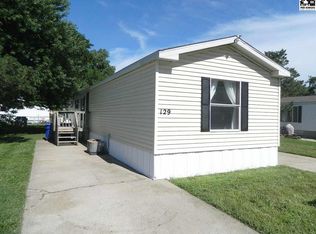 129 Hummingbird Dr, McPherson, KS 67460