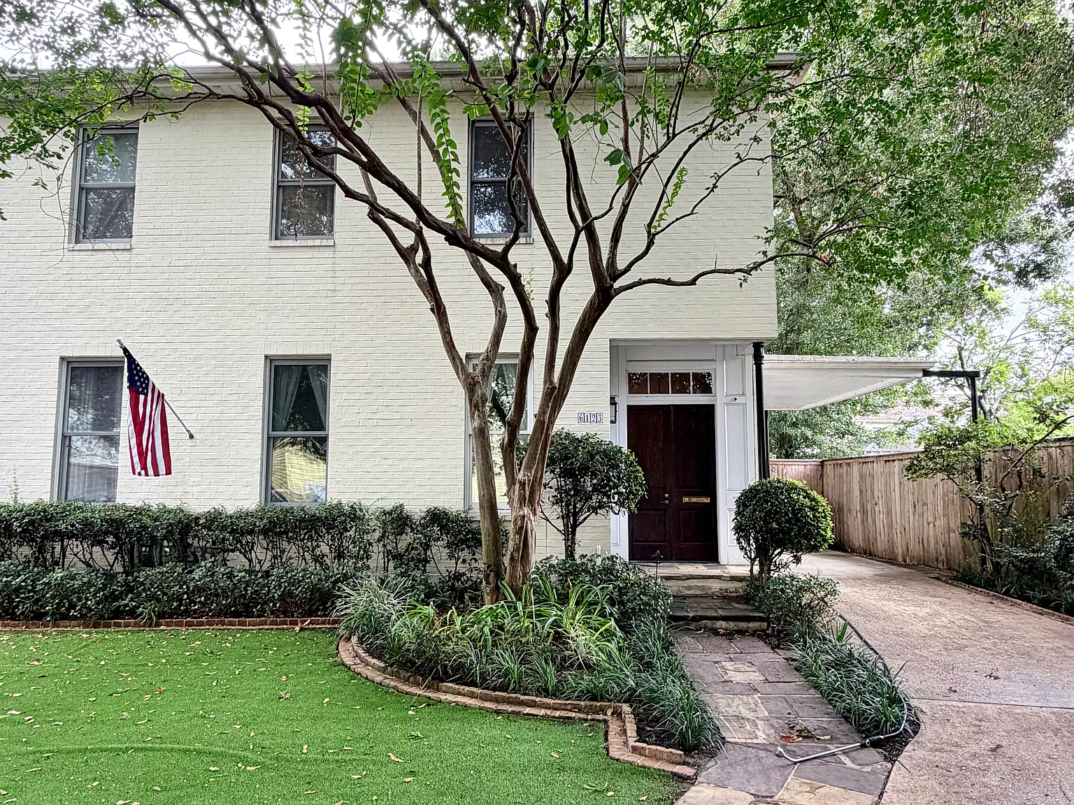 4 bed, 3.5 bath, 3500 sqft, $4,300 — Photo 2