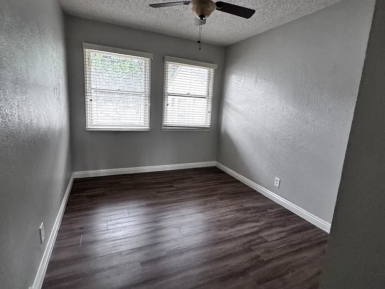 3961 Brockton Ave #4 — Photo 15