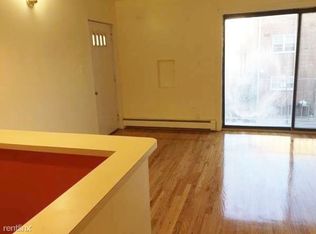 2515 32nd St, Long Island City, NY 11102