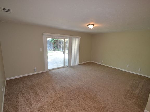 5th image of 6721 53rd Ave