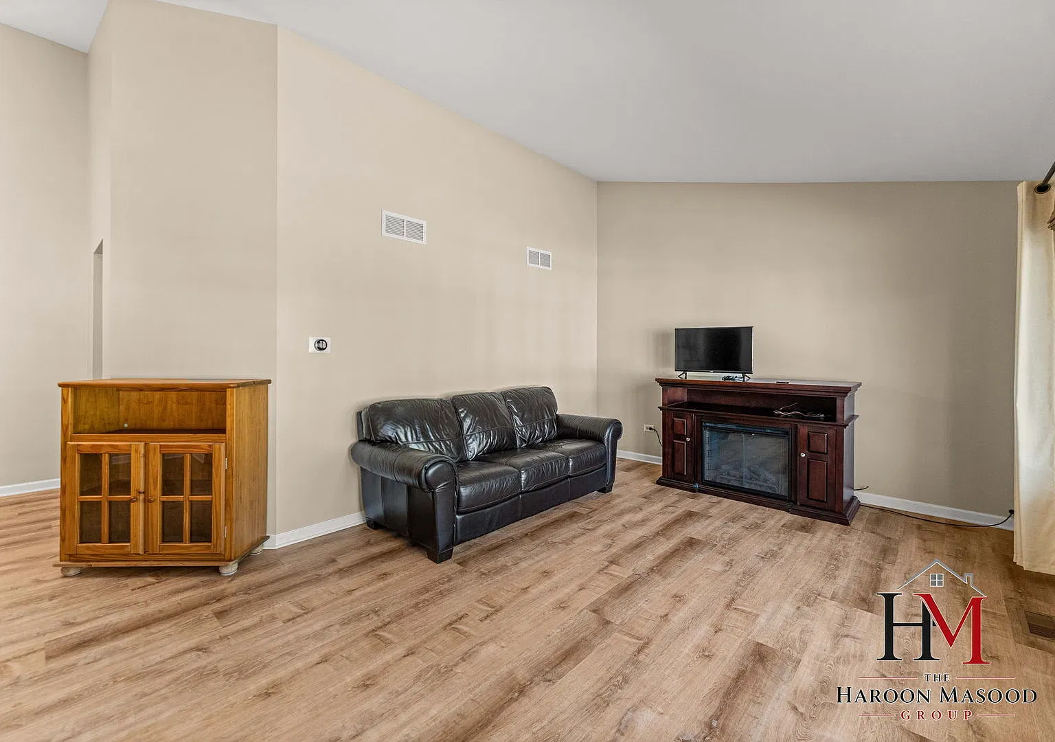 3 bed, 1800 sqft, $3,200 — Photo 4