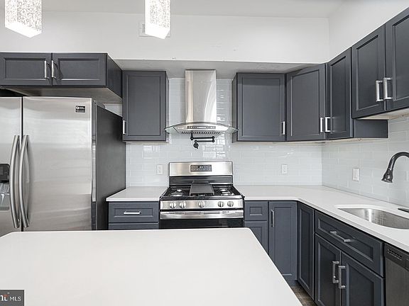 2nd image of 2221 Federal St Unit 1