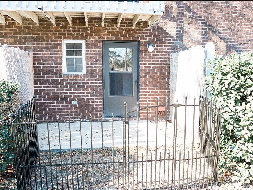 1st image of 21 Rivers Point Row APT 17C