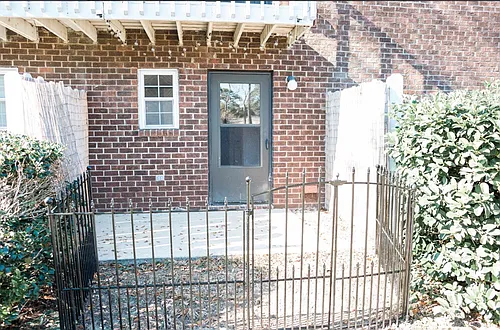 21 Rivers Point Row Photo 1
