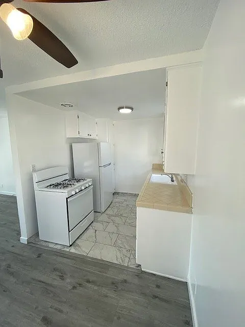 Floor plan 1 Bedroom. 1 Bathroom. 0 Half