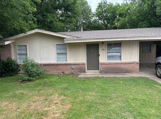 904 8th St, Sanger, TX 76266