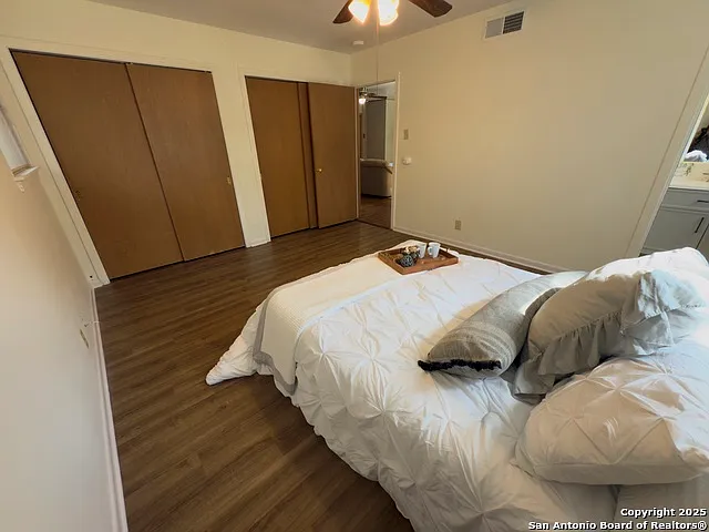 11022 Dreamland Dr — Photo 21