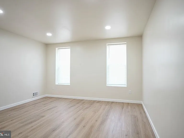 1830 Filmore St — Photo 18
