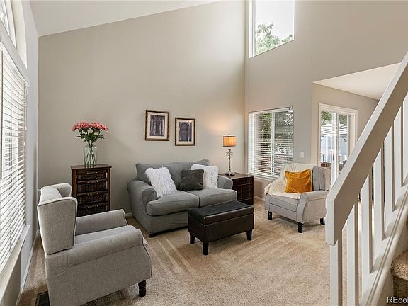 4th image of 633 Walden Court
