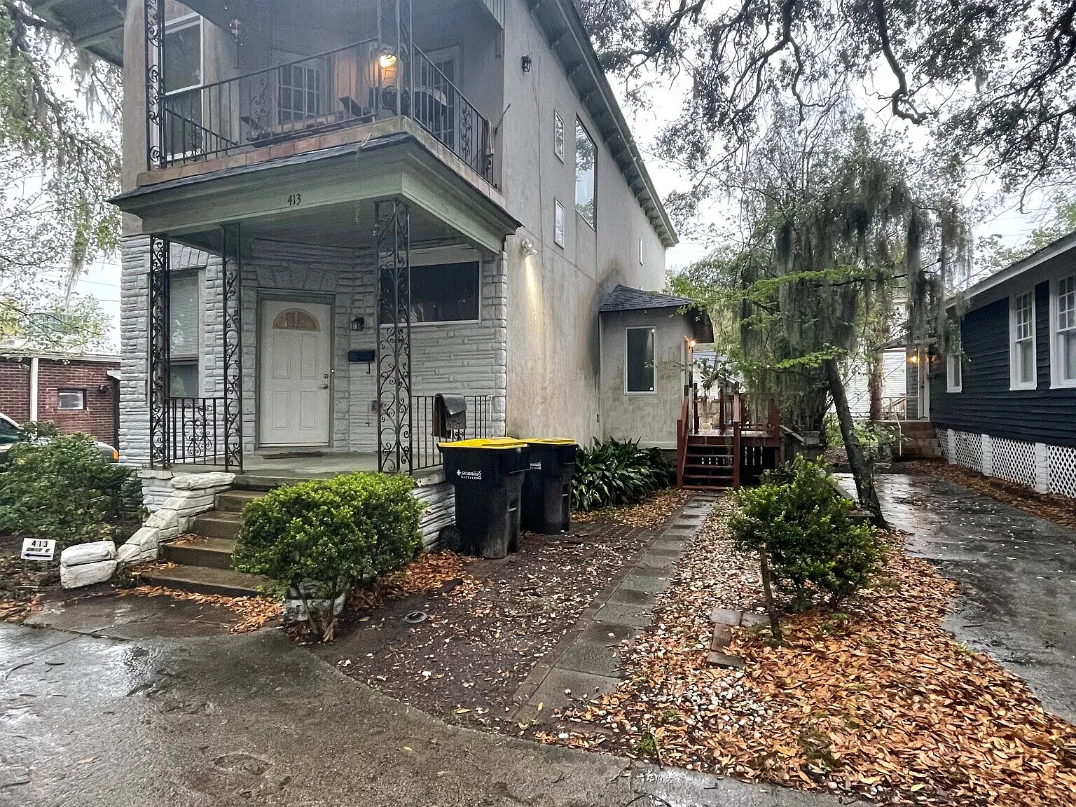 3 bed, 1350 sqft, $2,100 — Photo 1