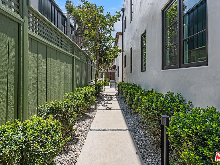 928 Lincoln Blvd #A — Photo 35