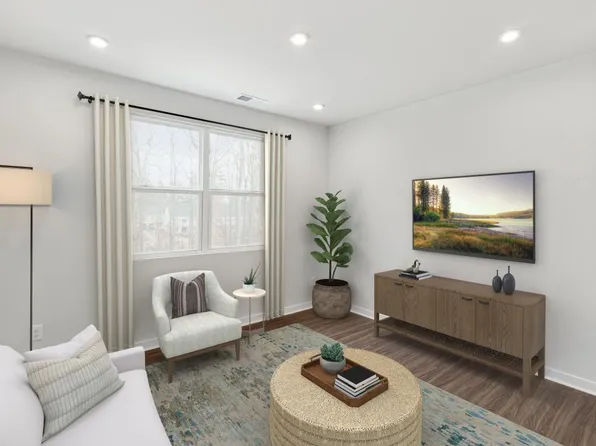 3038 Finchborough Ct, Charlotte, NC 28269